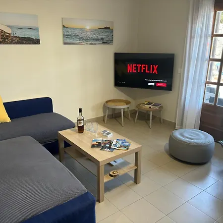 Adel 56, Private Heated Pool, Parking Villa *