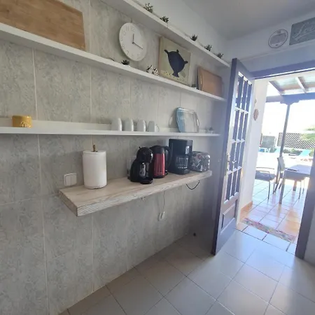 Villa Adel, Oasis De Paz Con Piscina Climatizada Playa Blanca (Lanzarote)
