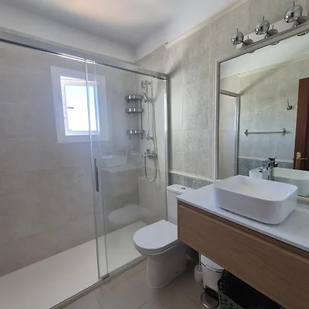 Villa Adel, Oasis De Paz Con Piscina Climatizada