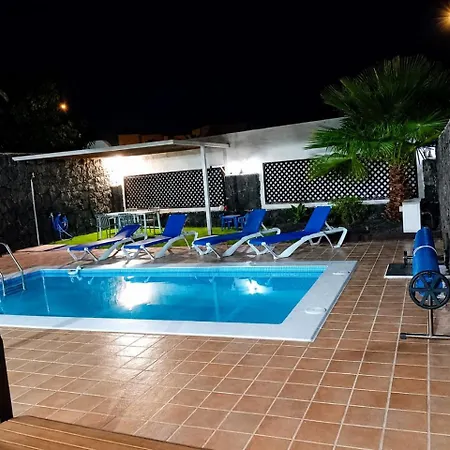 Villa Adel, Oasis De Paz Con Piscina Climatizada Playa Blanca (Lanzarote)