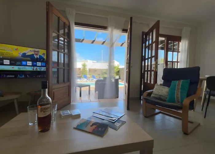 Villa Adel, Oasis De Paz Con Piscina Climatizada *